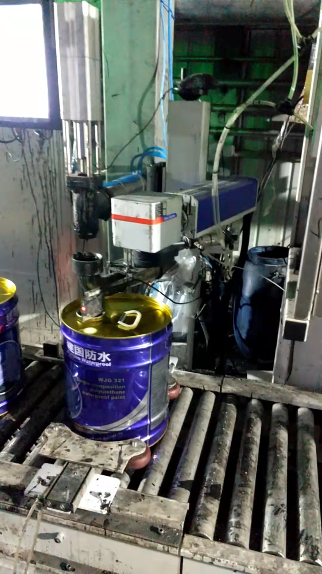 小口鐵桶自動灌裝機